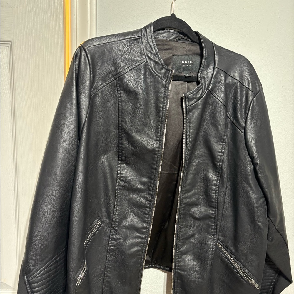 Torrid Black Textured Jacket